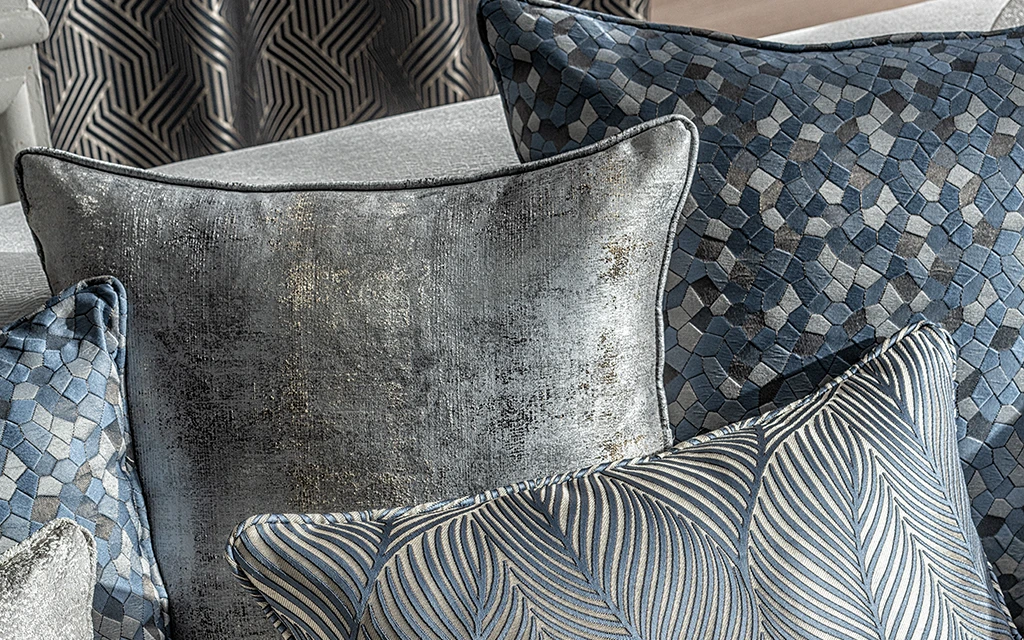 IKIGAI - jacquard motifs of cushion fabrics.
